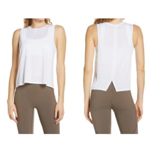 NWT Spanx Women's White Go Lightly White Sleeveless Tank Top Size Medium - Picture 1 of 5